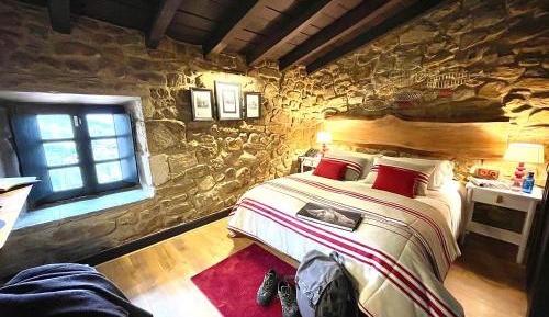 Double or Twin Room with Mountain View