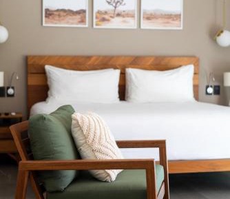 Royal Studio with Pool View