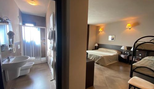 Classic Quadruple Room