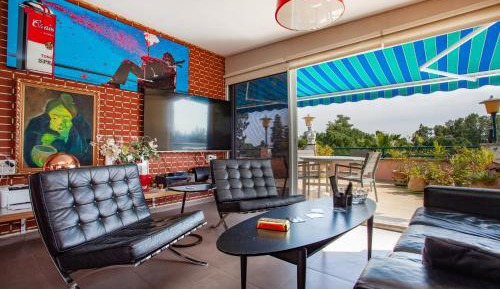 Penthouse Apartment