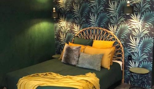 Studio Apartment with Sea View