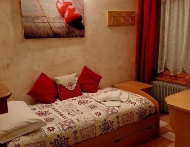 Classic Single Room