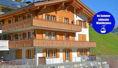 Apartment with Mountain View