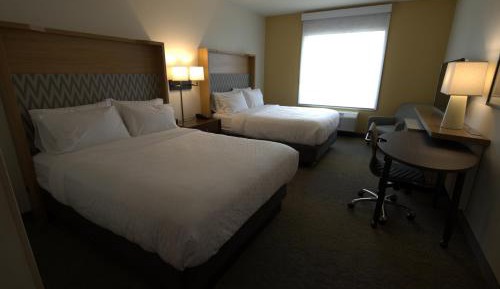 Standard Queen Room with Two Queen Beds