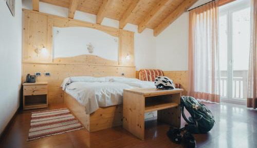 Double or Twin Room with Extra Bed