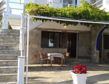 Studio Apartment with Sea View