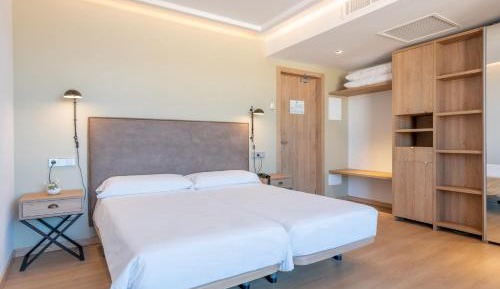 Double Room with no Balcony