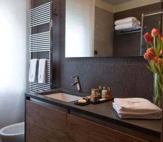 Luxury Suite with Balcony