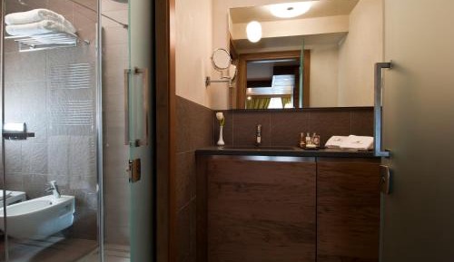 Exclusive Suite