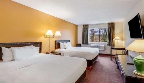 Queen Room with Two Queen Beds