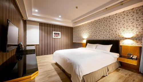 Queen Room