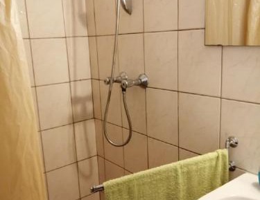One-Bedroom Apartment (2 Adults)