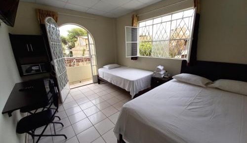 Twin Room with Private External Bathroom
