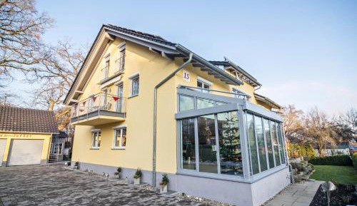 Superior One-Bedroom Apartment with Balcony