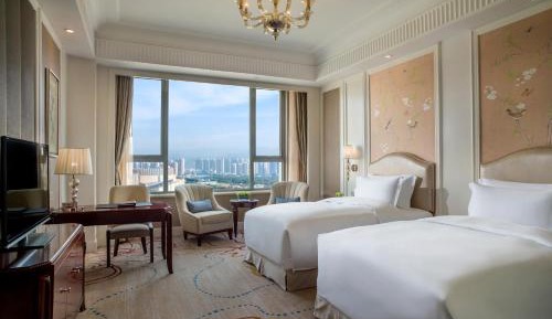 Luxury Club Twin Room - Club Access