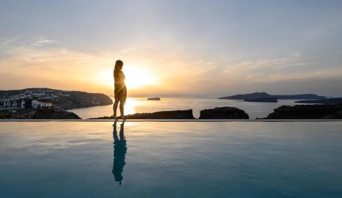 Villa with Private Heated Pool and Caldera View