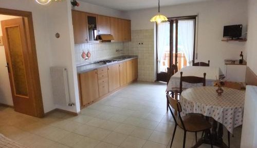Three-Bedroom Apartment with Balcony