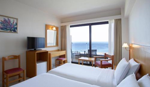 Standard Double or Twin Room with Sea View
