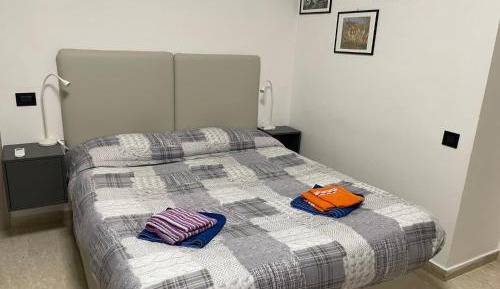 King Studio with Sofa Bed