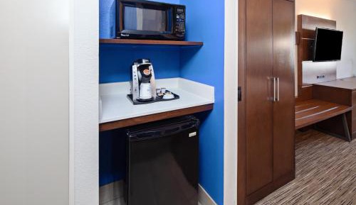 King Room - Mobility Access/Hearing Accessible