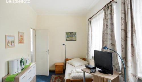 Single Room with Private Bathroom