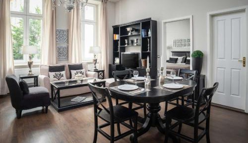 Superior One-Bedroom Apartment