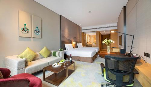 Standard King Room