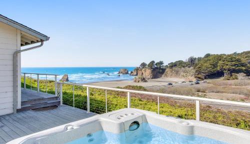 Five Bedroom Holiday Home