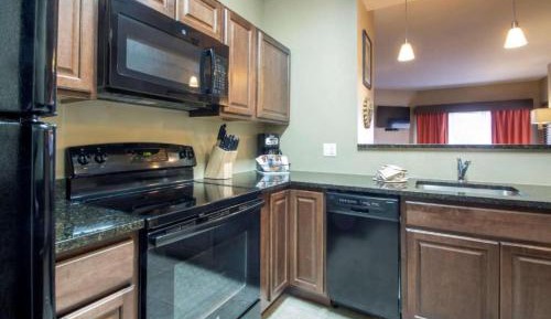 Deluxe Two Bedroom Suite