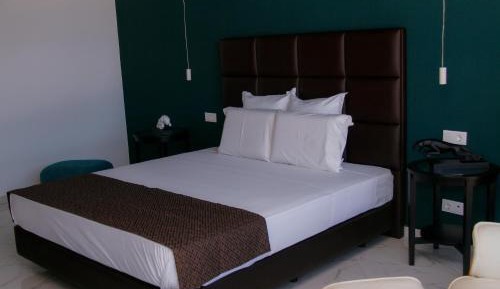 Suite with Spa Bath