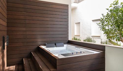 Standard Double Room with Jacuzzi