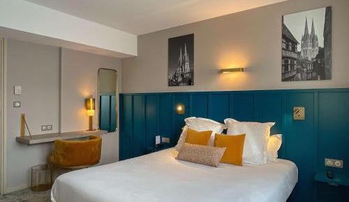 Comfort Queen Room
