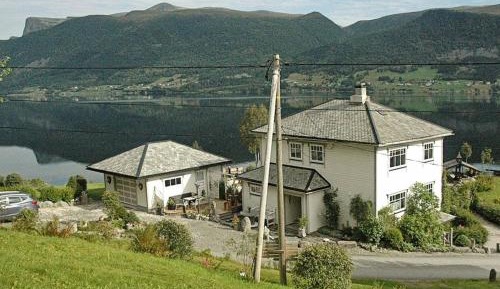 Five-Bedroom Holiday Home