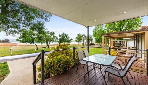 Deluxe Cabin - Sleeps 5