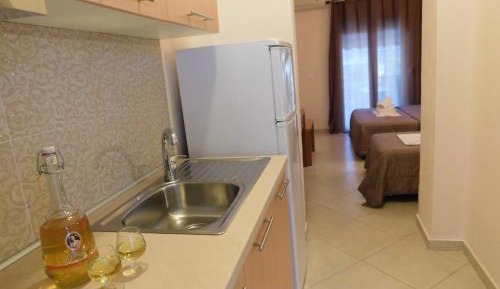 Economy Triple Room