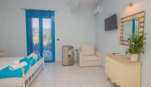 Triple Room with Balcony
