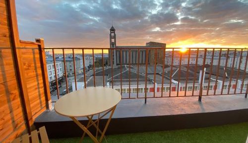 Double Room with Balcony (4th floor)