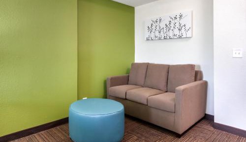 King Suite - Accessible/Non-Smoking