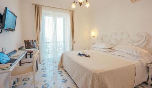 Standard Double Room with Sea View