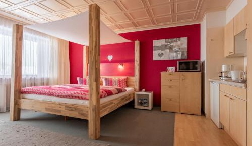 Studio (2 Adults)