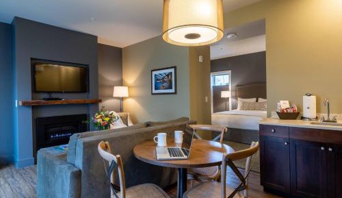 Deluxe Queen Suite - Extended Stay
