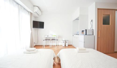 Twin Room with Private Bathroom