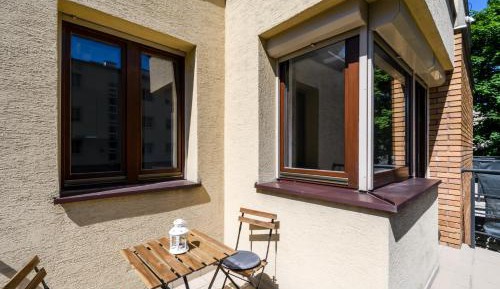 Apartment with Balcony