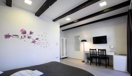 Double Room with Patio
