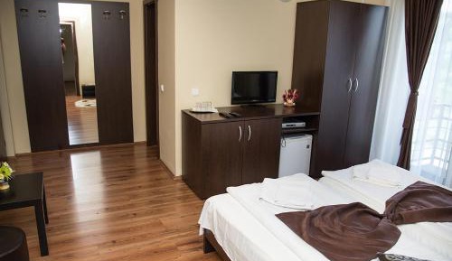 Two-Bedroom Suite