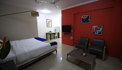 Deluxe Studio