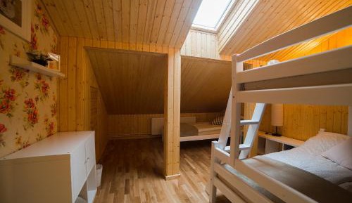 Economy Quadruple Room with Shared Bathroom