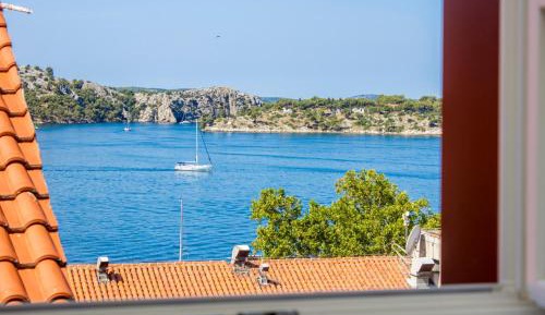 Apartment with Sea View