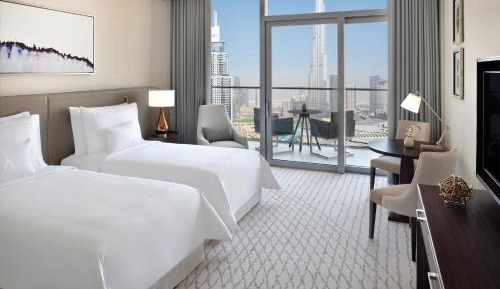 Deluxe Burj Khalifa and Fountain View Twin