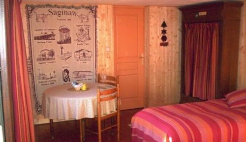 Standard Double or Twin Room with Garden View